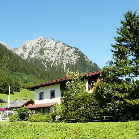 Appartements Burtscher Klosterle am Arlberg Luaran gambar